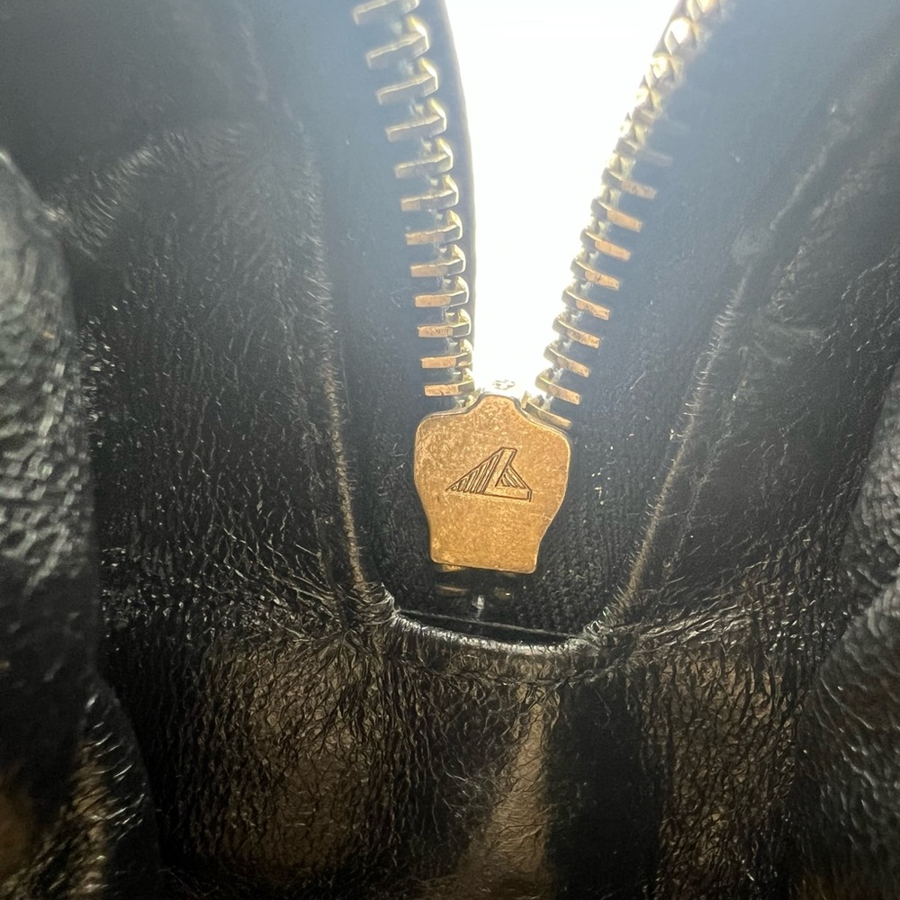 CHANEL VINTAGE Matelasse Black Caviar Leather Golden Ball Shoulder Crossbody Bag - Picture 14 of 17